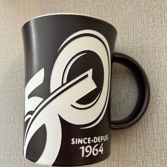 Tim Horton great Quality limited edition anniversary mug - Picture 1 of 2